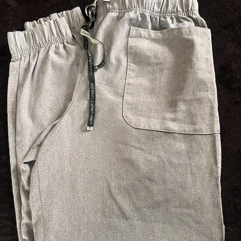 Women's Gray Scrub Joggers W/ Elastic Waistband